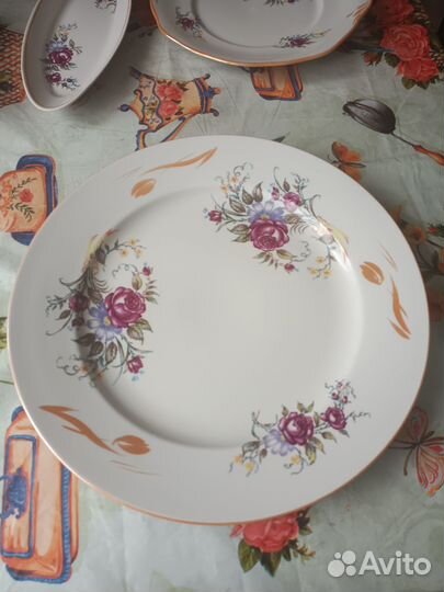 Большие блюда + селедочница, Дулево