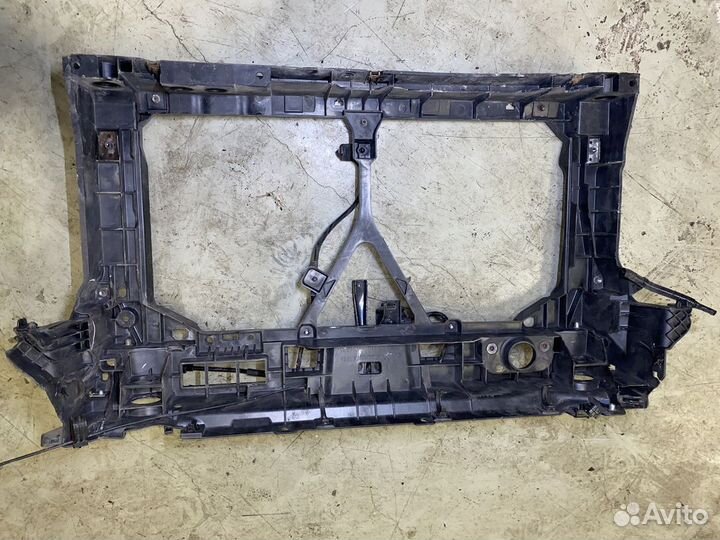 Телевизор (рамка радиатора) Mazda Axela BL5FP BBM4