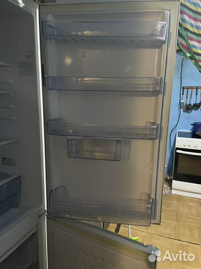 Холодильник beko