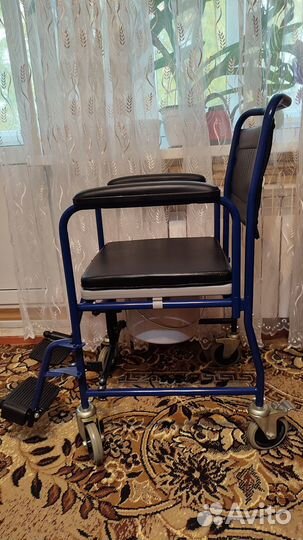 Кресло коляска для инвалидов с горшком