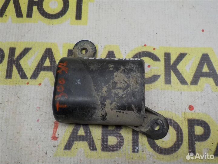 Крышка Chevrolet Aveo (T300) 2011