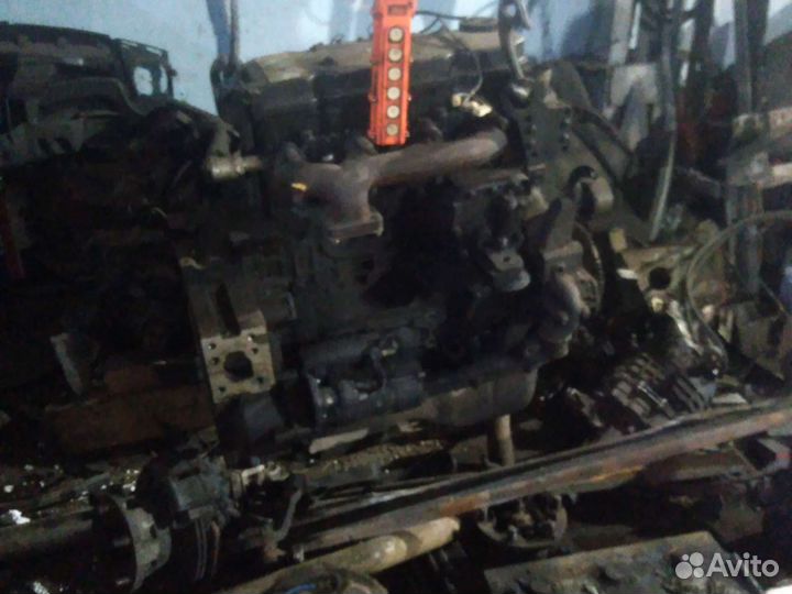 Продаю два мотора cummins 3.8