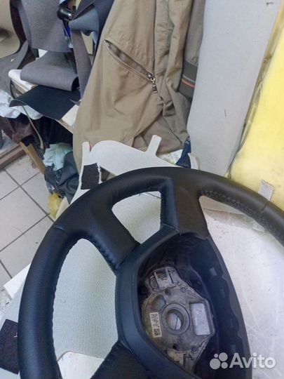 Кожаный руль skoda А7