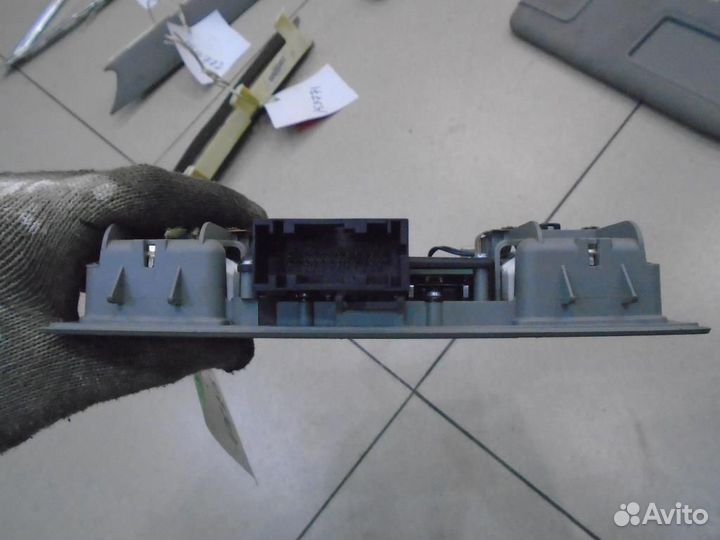 Плафон салонный задний Audi A8 D3 2002-2010