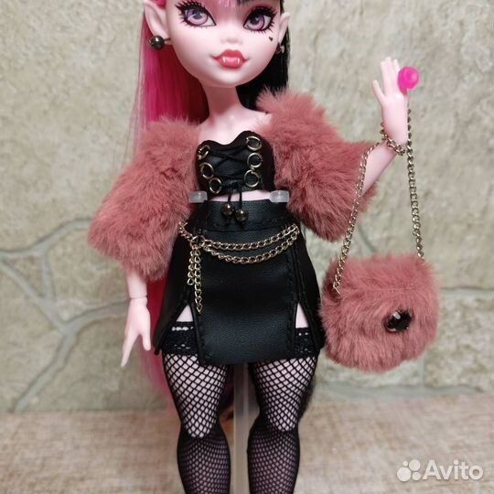 Аутфит на куклу Дракулаура Г3