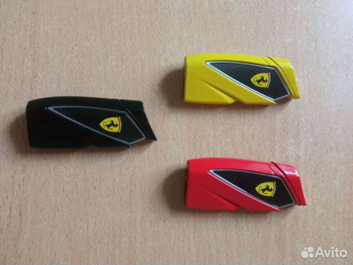Зажигалки ferrari