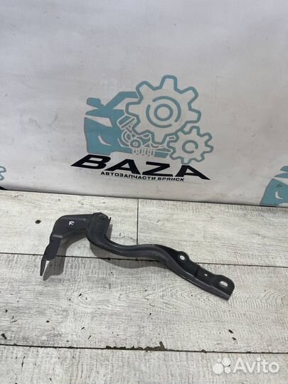 Петля капота правая Kia Cerato 3