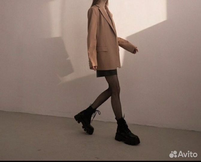 Новое женственное платье на запах