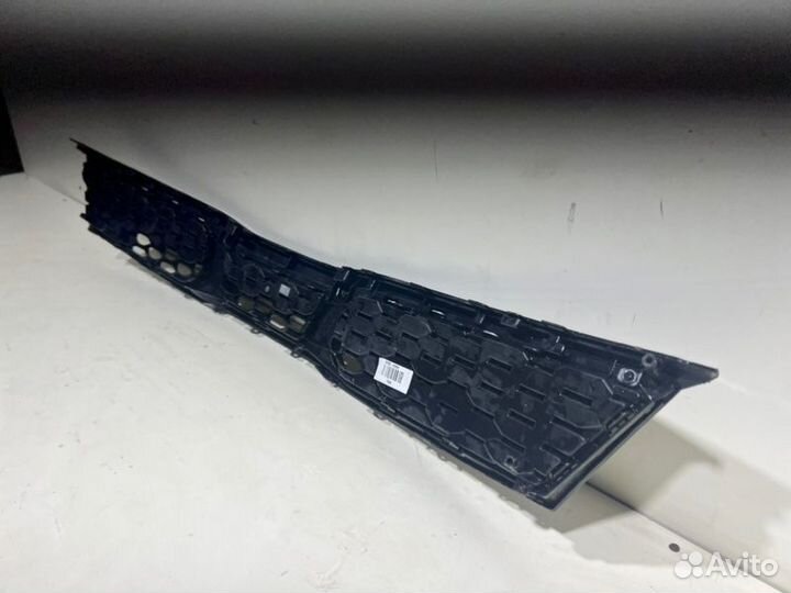 Решетка радиатора передняя Kia Rio X-Line 4 2020