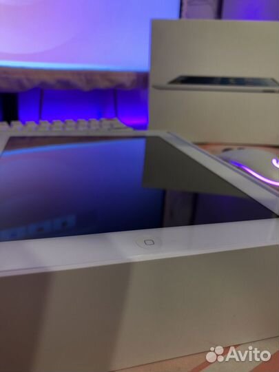 iPad 4 wifi + cellular 16гб