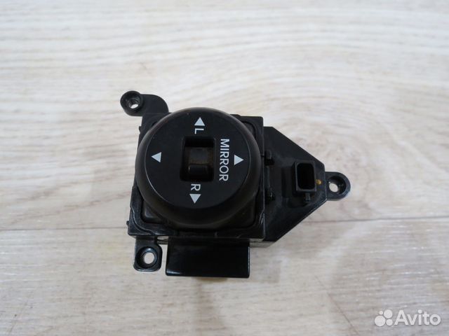 Блок управления зеркалами Hyundai i30