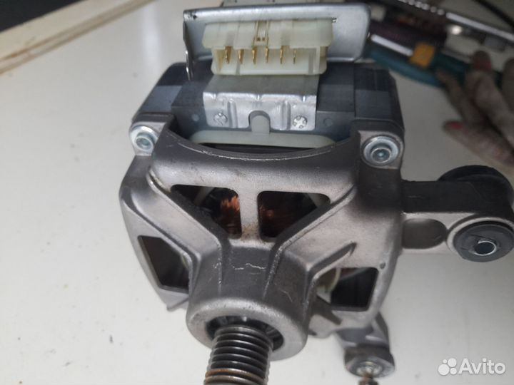 Двигатель стиральной машинки Candy