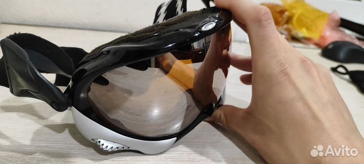 Горнолыжные очки oakley