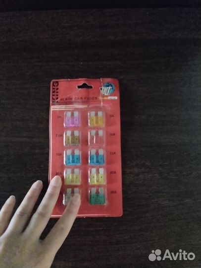 Предохранитель автомобиля