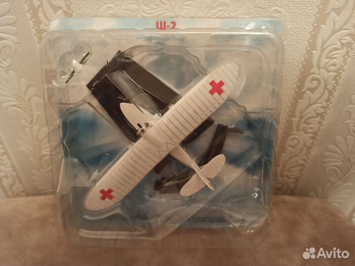 Легендарные самолёты DeAgostini разные