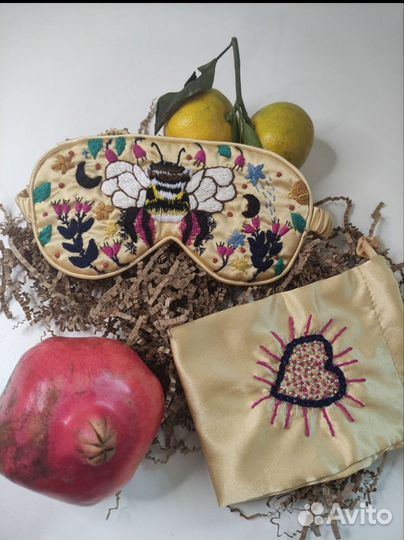 Шелковые маски для сна с ручной вышивкой