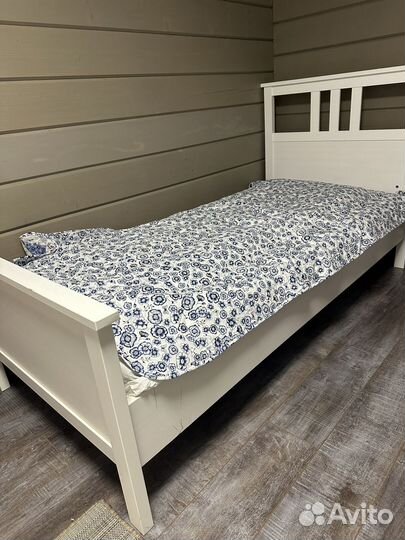 Кровать IKEA hemnes