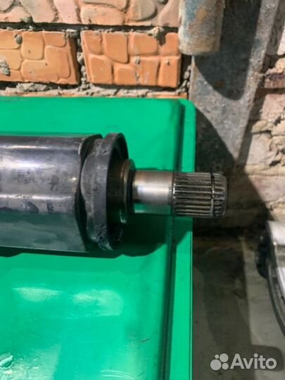 Приводной вал передний левый Bmw 540D G30 B57D30B