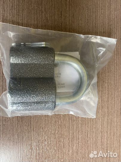 Замок навесной новый