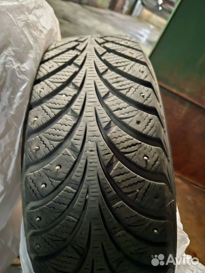 Goodyear UltraGrip Extreme 185/65 R15 88T