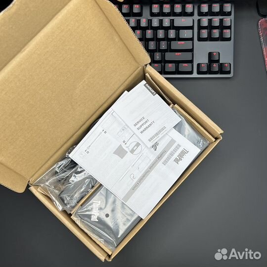 Lenovo Universal Thunderbolt 4 Dock