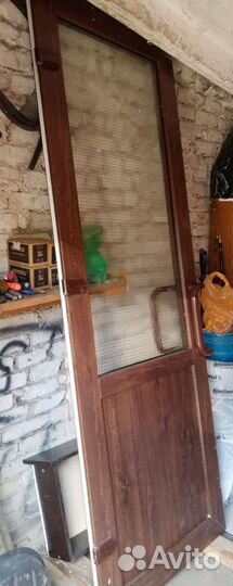 Дверь металлопластиковая бу