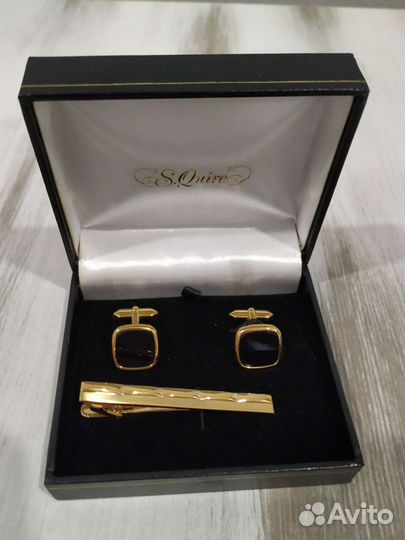 Продам набор запонки и зажим для галстука новый