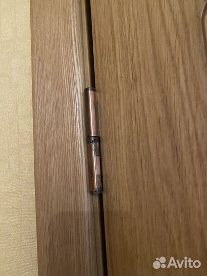 Дверь двухстворчатая деревянная