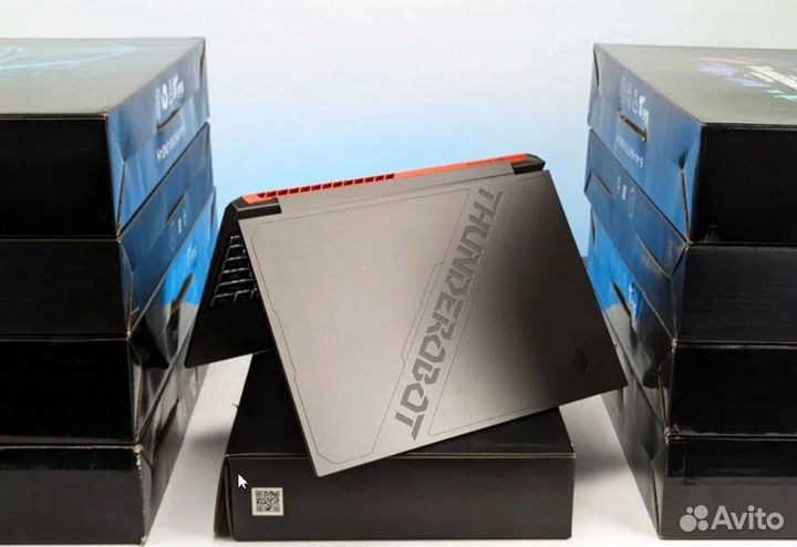 Thunderobot i5-12450H и RTX 3060 Ram 16 GB 512 GB