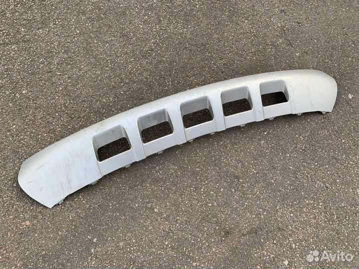 Накладка переднего бампера Kuga 1