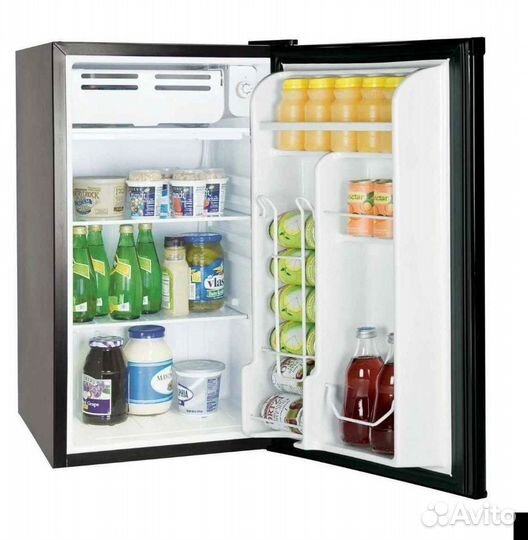 Шкаф холодильный С глухой дверью cooleq TBC-90S че