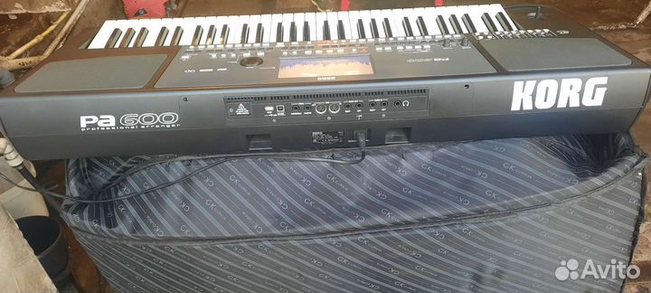 Синтезатор korg pa 600qt