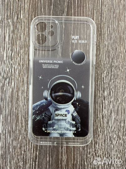 Чехол на iPhone 11