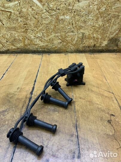 Катушка зажигания Mazda Tribute YF 2004