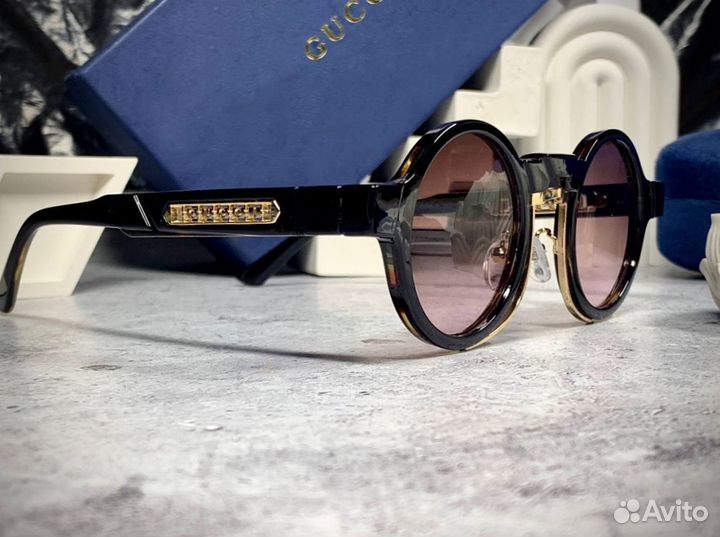 Очки Gucci с комплектом