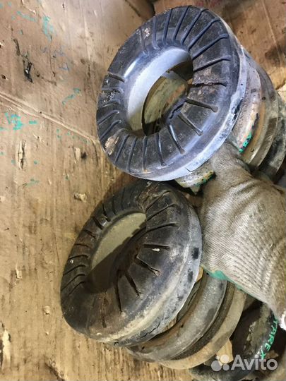 Пружина задняя Hyundai Grand Starex Н1