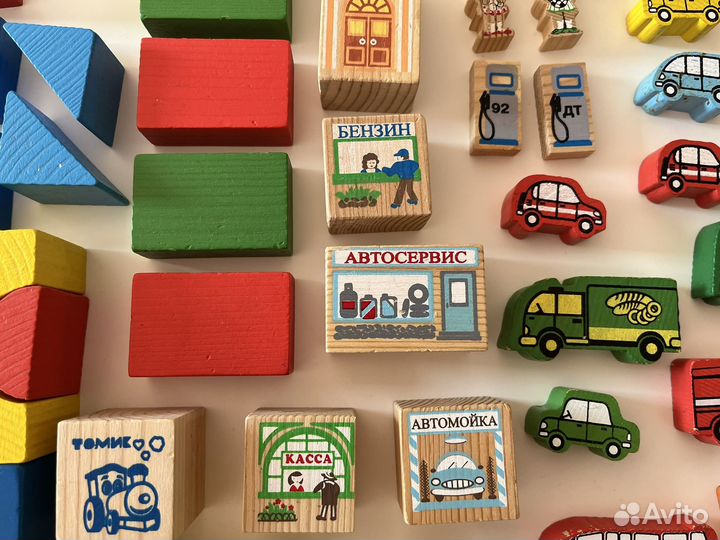 Деревяные кубики машинки пакетом