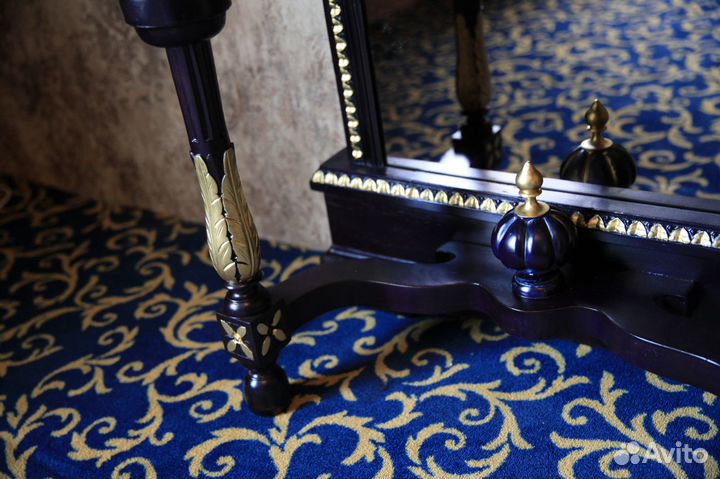 Зеркало старинное напольное