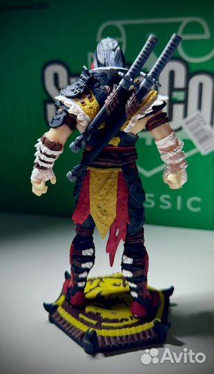 Фигурка mortal kombat scorpion