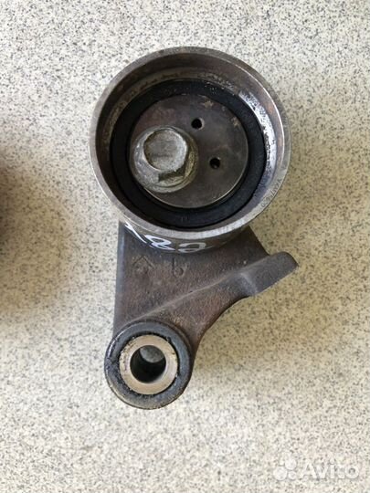 Натяжной ролик Mitsubishi Montero Sport 1