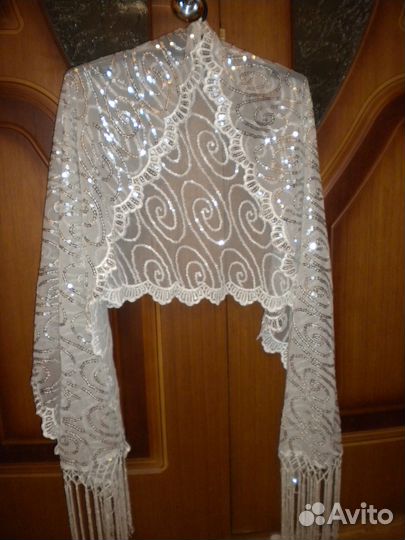 Береты, шапки, шарфики, палантины