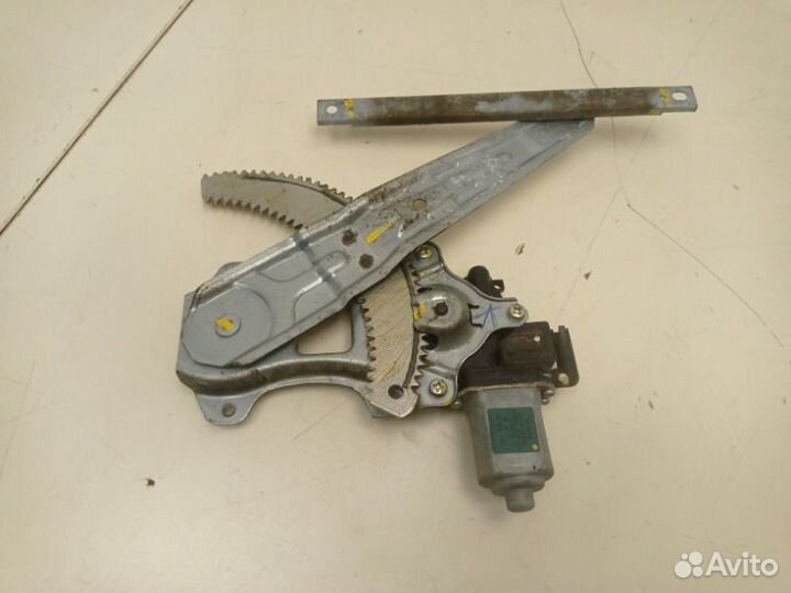 Стеклоподъемник задний правый Nissan Tiida HR16DE