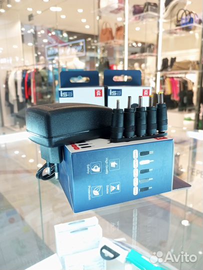 Универсальное зарядное устройство (в ассортименте)