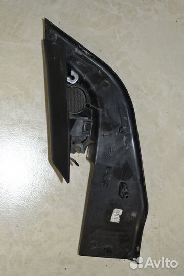 Накладка зеркала правого Ford Focus 2