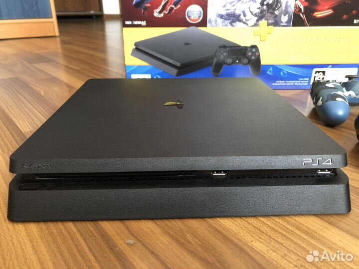 Sony playstation 4 PS4 slim 1tb