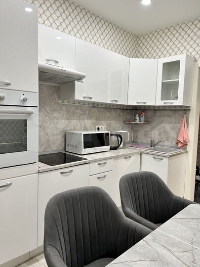 2-к. квартира, 43 м², 22/25 эт.