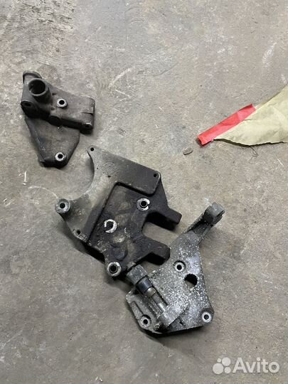 Кронштейны приора