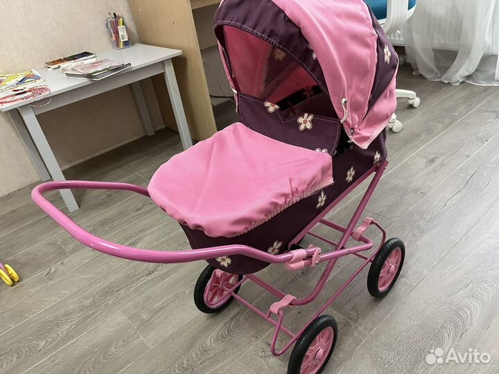 Коляска для кукол