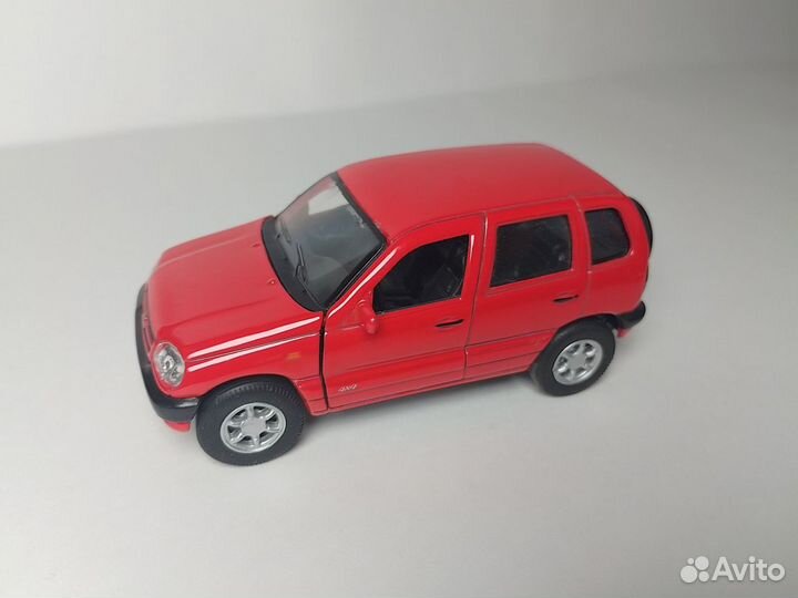 Niva-Chevrolet Welly 1:36