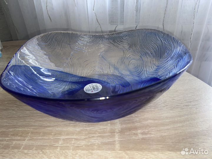 Посуда: тарелки,салатники